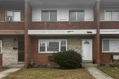 9586 S Colfax Avenue, Chicago, IL 60617 - Photo 1