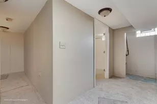 9586 S Colfax Ave, Chicago, IL 60617 - Photo 22
