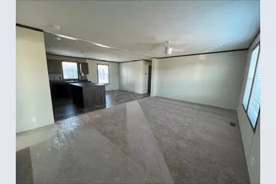 1052 Daleann Avenue, Dekalb, IL 60115 - Photo 2