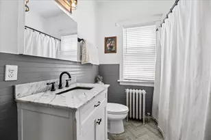 367 Bartram Rd, Riverside, IL 60546 - Photo 10