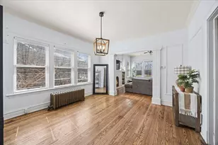 367 Bartram Rd, Riverside, IL 60546 - Photo 6