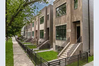 1640 W Wolfram Street, Chicago, IL 60657 - Photo 1
