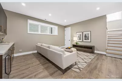 1640 W Wolfram Street, Chicago, IL 60657 - Photo 18