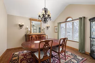 2438 Wendover Dr, Naperville, IL 60565 - Photo 12