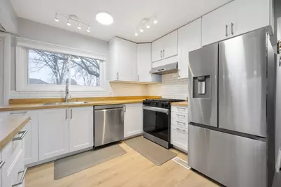 424 N Salem Drive, Schaumburg, IL 60194 - Photo 10