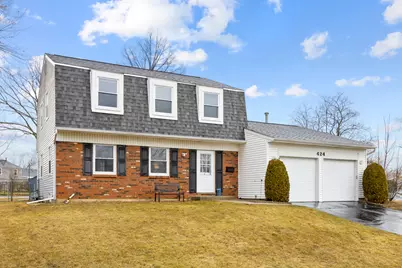 424 N Salem Drive, Schaumburg, IL 60194 - Photo 1