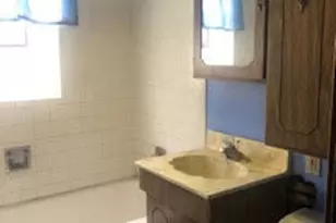 3343 W 64th Pl, Chicago, IL 60629 - Photo 8