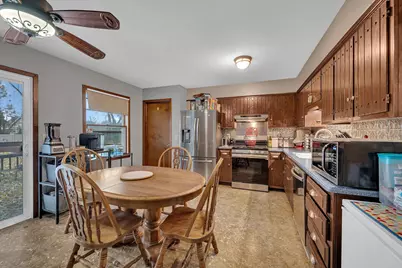 223 Pleasure Drive, Yorkville, IL 60560 - Photo 4