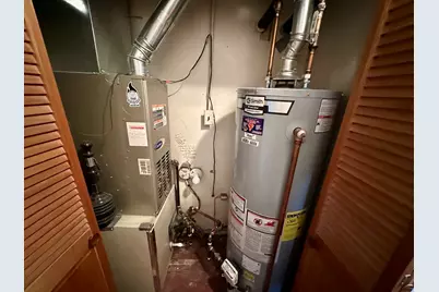 9112 Homestead Lane, Bridgeview, IL 60455 - Photo 22