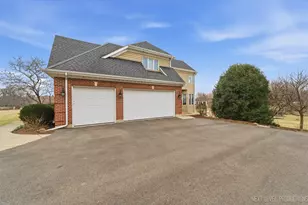 40W903 Campton Woods Dr, Campton Hills, IL 60119 - Photo 46