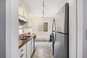 1441 W Farwell Ave, Chicago, IL 60626 - Photo 12