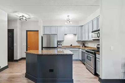235 N Smith Street #412, Palatine, IL 60067 - Photo 4