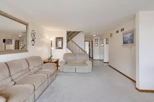 16408 Oxford Dr, Tinley Park, IL 60477 - Photo 4