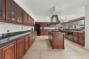 6333 Kent Ct, Lisle, IL 60532 - Photo 4