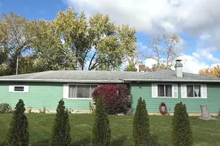 1302 Cary Rd, Algonquin, IL 60102 - Photo 1