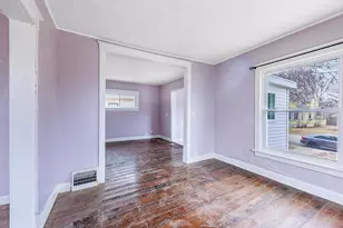 914 Jasper St, Joliet, IL 60436 - Photo 6