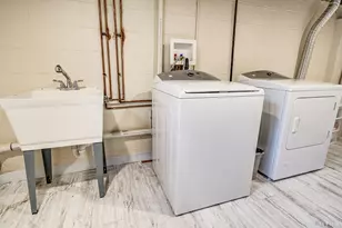 1212 Grandview Ave, Lockport, IL 60441 - Photo 22