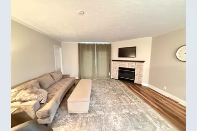 201 Begonia Drive, Matteson, IL 60443 - Photo 2