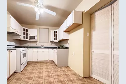 3147 S Throop Street, Chicago, IL 60608 - Photo 12