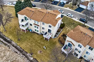 938 Mesa Dr, Elgin, IL 60123 - Photo 26