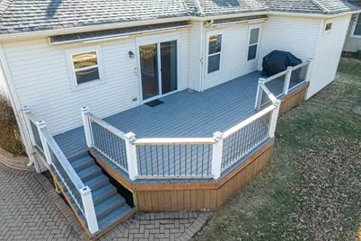 704 Lake Ridge Drive, South Elgin, IL 60177 - Photo 6