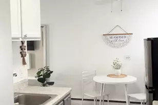 605 N Wolf Rd, Hillside, IL 60162 - Photo 2