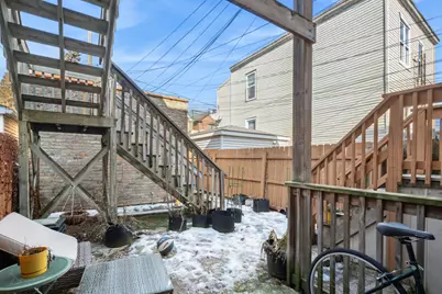 1922 W Wolfram Street, Chicago, IL 60657 - Photo 18