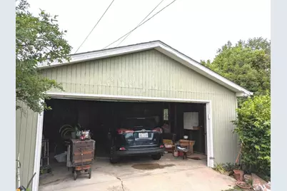 621 E Grand Lake Boulevard, West Chicago, IL 60185 - Photo 32