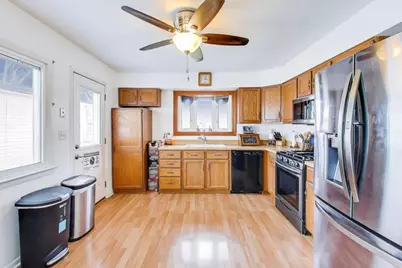 725 Elizabeth Lane, Des Plaines, IL 60016 - Photo 10