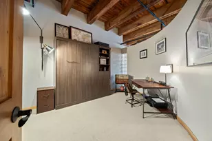 732 S Financial Pl, Chicago, IL 60605 - Photo 10