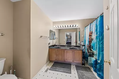 543 Sparrow Court, Lindenhurst, IL 60046 - Photo 12