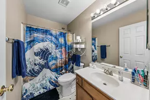 543 Sparrow Ct, Lindenhurst, IL 60046 - Photo 16