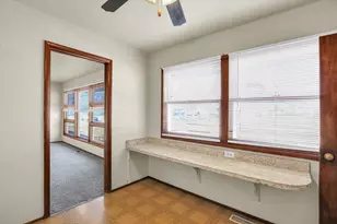 275 Wayside Ave, Decatur, IL 62521 - Photo 10