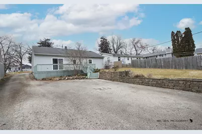 315 Oakwood Drive, Antioch, IL 60002 - Photo 24