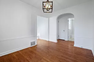 [Address not provided], Clarendon Hills, IL 60514 - Photo 4