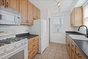 [Address not provided], Clarendon Hills, IL 60514 - Photo 6