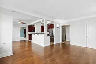 1205 W Sherwin Ave, Chicago, IL 60626 - Photo 8