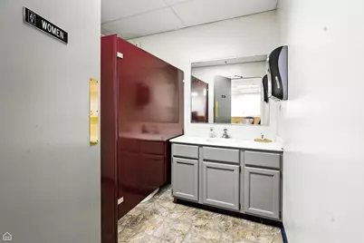 1S280 Summit Avenue #A, Oakbrook Terrace, IL 60181 - Photo 20