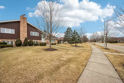10515 Eagle Ridge Drive, Orland Park, IL 60467 - Photo 2