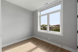 2351 W Flournoy St, Chicago, IL 60612 - Photo 24