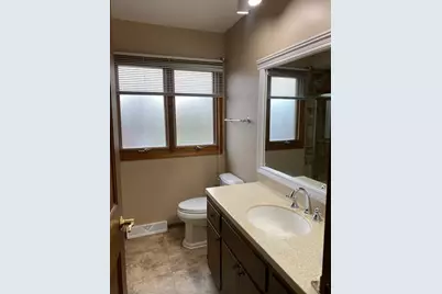 [Address not provided], Darien, IL 60561 - Photo 6