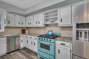 22506 S Queens Ct, Joliet, IL 60404 - Photo 12