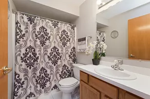 7751 Bristol Park Dr, Tinley Park, IL 60477 - Photo 14