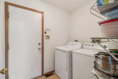 2070 Foxtail Drive, Aurora, IL 60504 - Photo 14