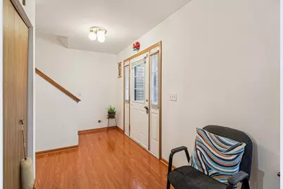 2070 Foxtail Drive, Aurora, IL 60504 - Photo 2