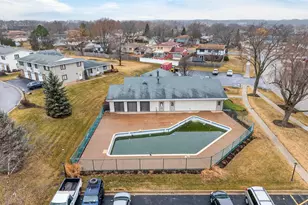 123 Brewster Ct, Bloomingdale, IL 60108 - Photo 4