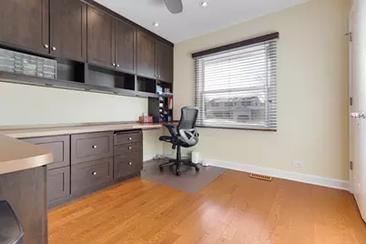 620 Chelmsford Lane, Elk Grove Village, IL 60007 - Photo 18