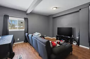 1773 E 158th St, South Holland, IL 60473 - Photo 20