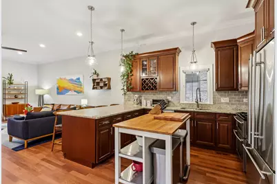 3137 N Spaulding Avenue, Chicago, IL 60618 - Photo 6