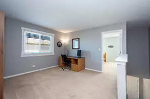 950 Black Cherry Ln, Round Lake Heights, IL 60073 - Photo 24